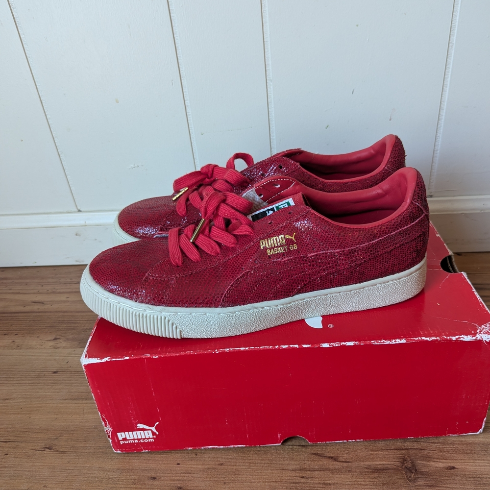 Puma Red Athletic Shoes - Picture 3 of 9